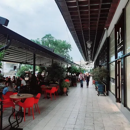 Downtown In Walk Zone With 3 Bedrooms And Garage Apartman *