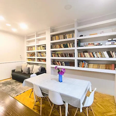 Downtown In Walk Zone With 3 Bedrooms And Garage * Novi Sad